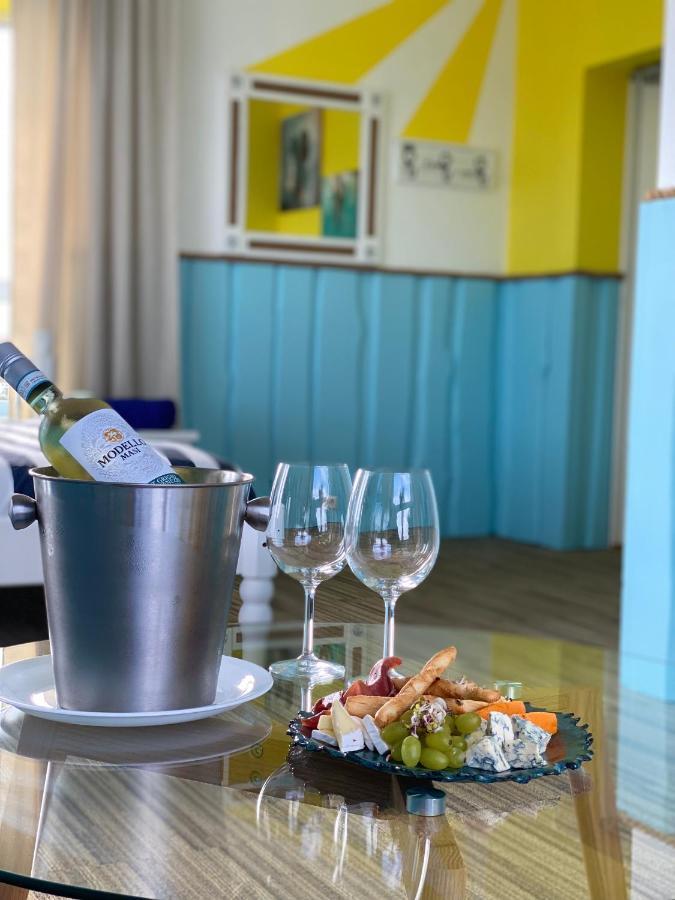 Vergi Sadam & Restoran Wirkes' Εξωτερικό φωτογραφία